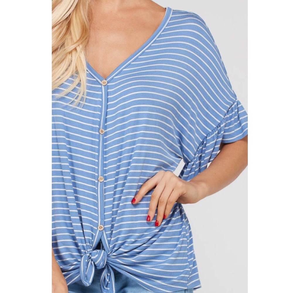 Blue top - Picture 4 of 5